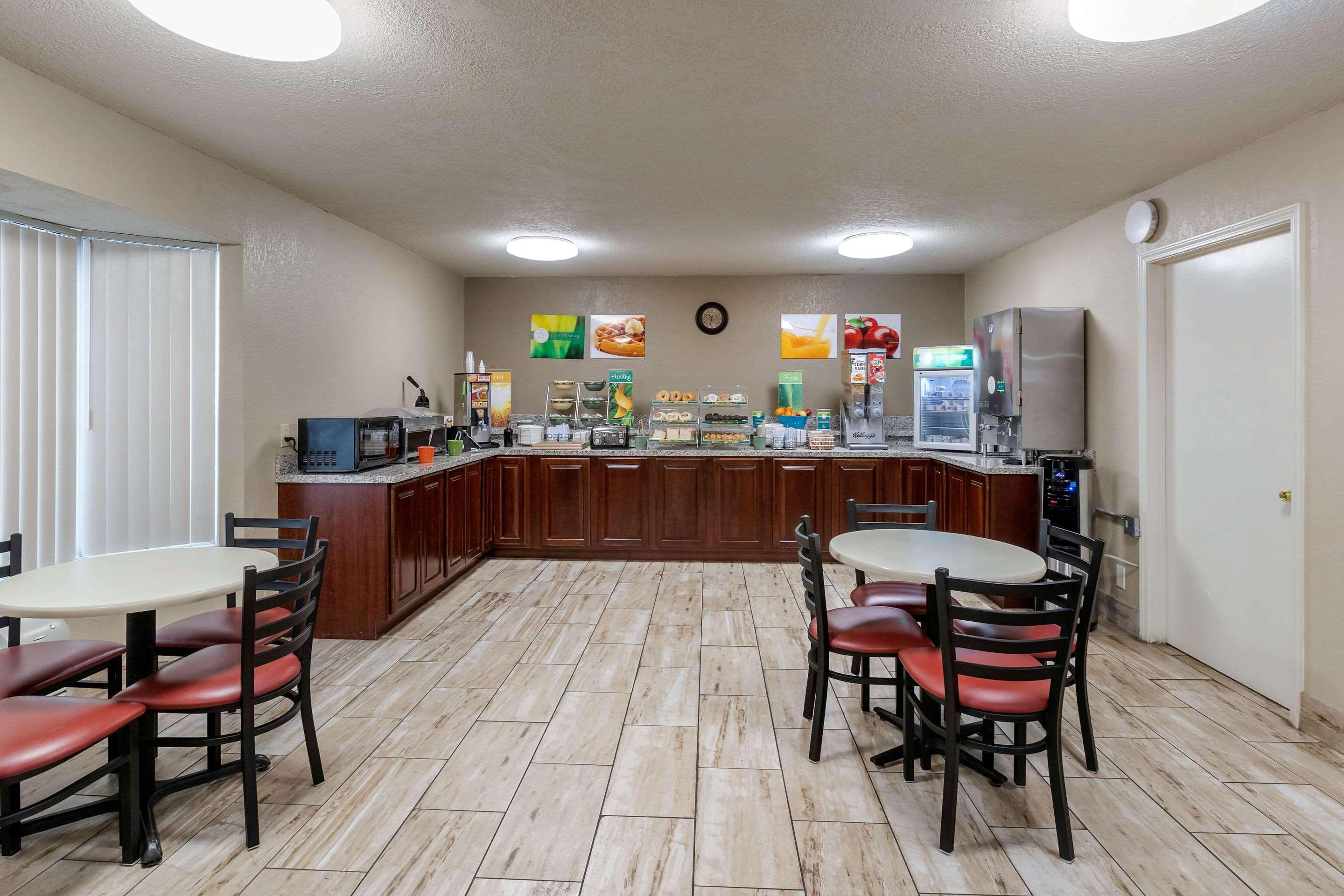 得梅因凯艺套房酒店 Urbandale 外观 照片
